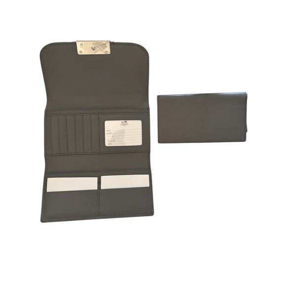 Coach 45125 Kristin Silver Gray Leather Envelope Clutch Wallet NWT MSRP $238 - Picture 6 of 9